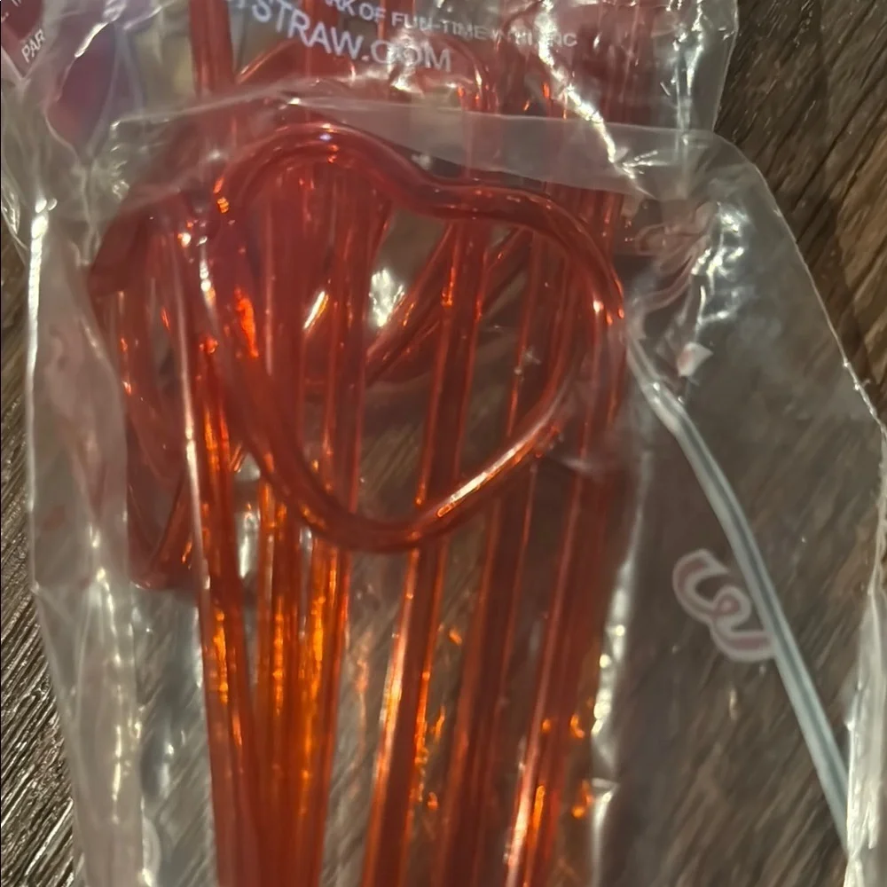 Red Party Heart Straws